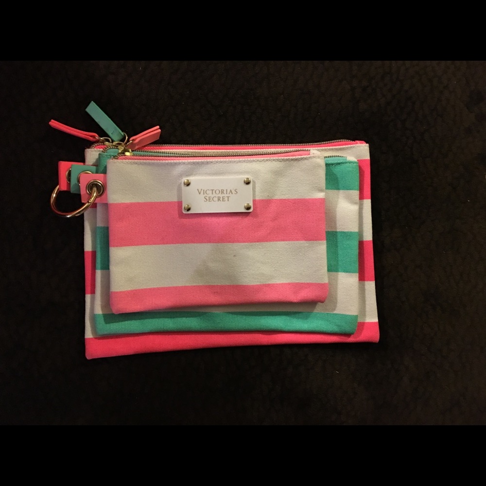 Victoria's Secret makeup bag set of 3 nwot